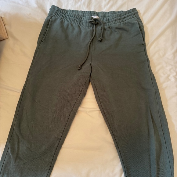 Aritzia Pants - TNA Cozy Fleece Boyfriend Sweatpant in Green Tea
